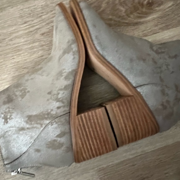 Sole Society So Tabbie Gray Ankle Boot with Open Toes and Back Zip - Picture 11 of 13